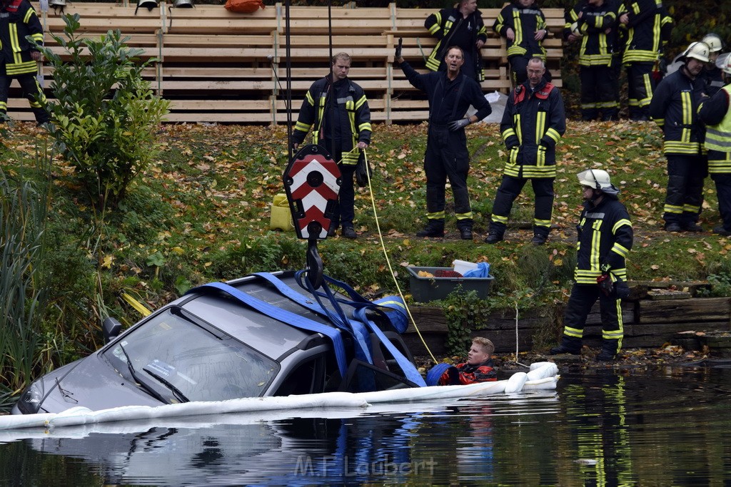 Einsatz BF Koeln PKW im See Koeln Esch P076.JPG - Miklos Laubert